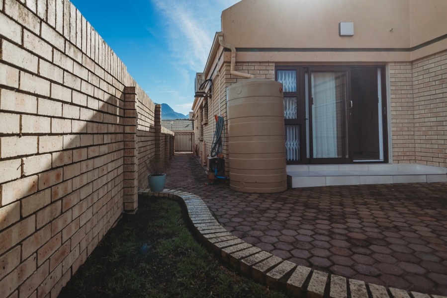 3 Bedroom Property for Sale in Heather Park Western Cape